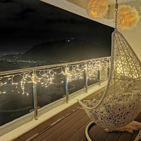 Sky View - Luxury Apartment With A Dream View Brașov Exterior foto